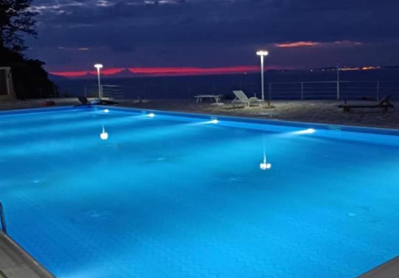Sunset House Lägenhet Vlorë Exteriör bild